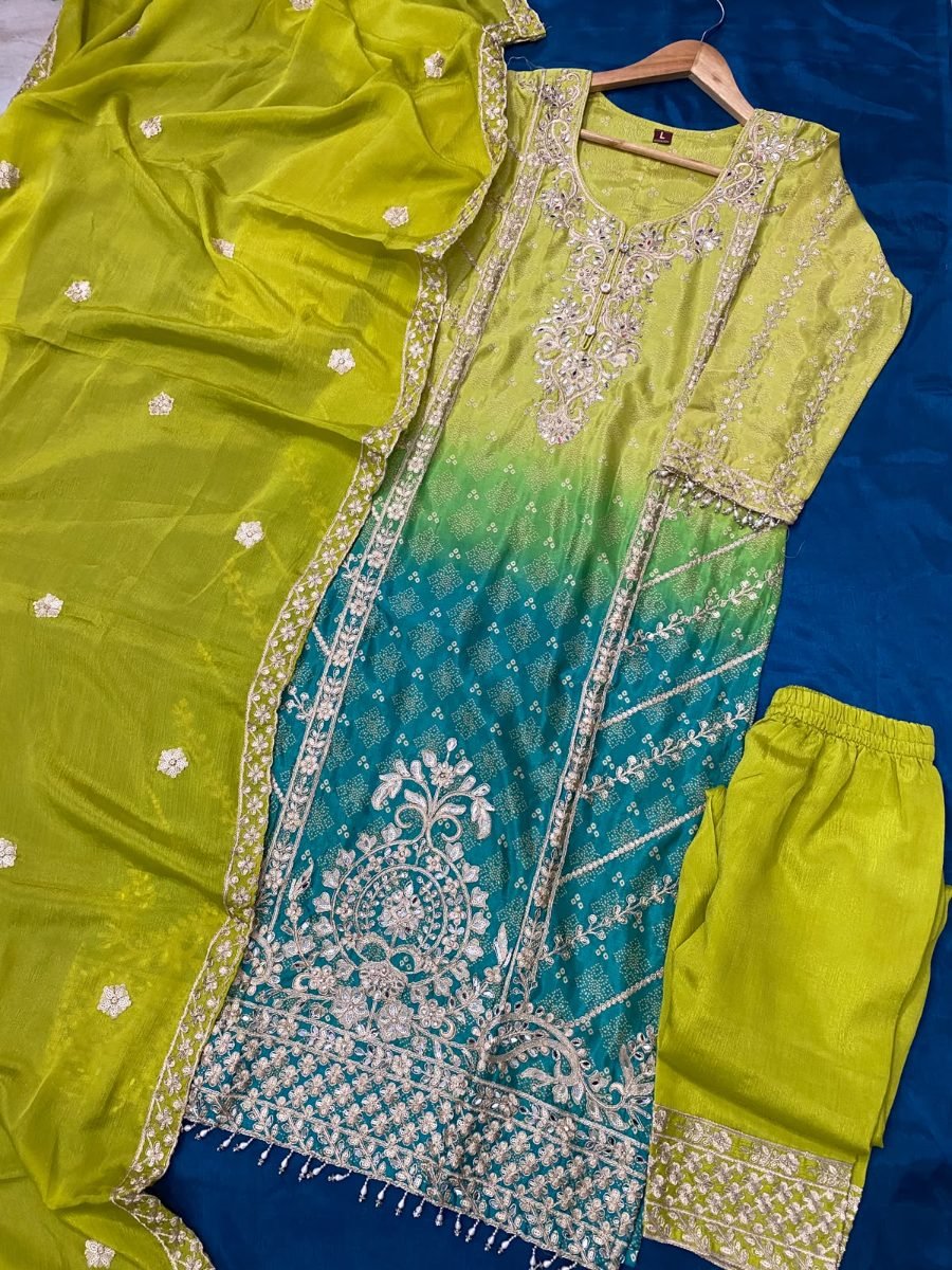 Mehreen Dual Tone Chinnon Pakistani Suit